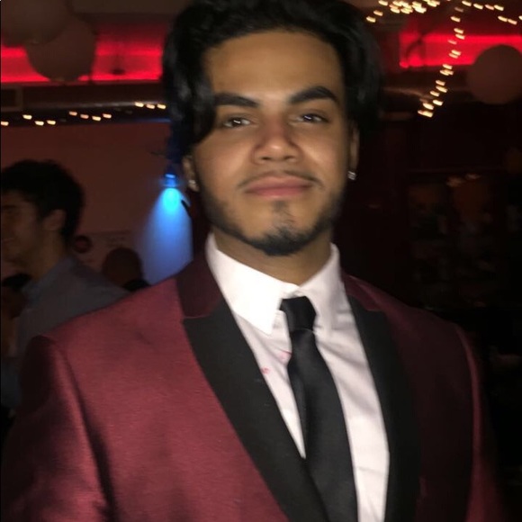 Meet your Posher, Zachary - Picture 1 of 1